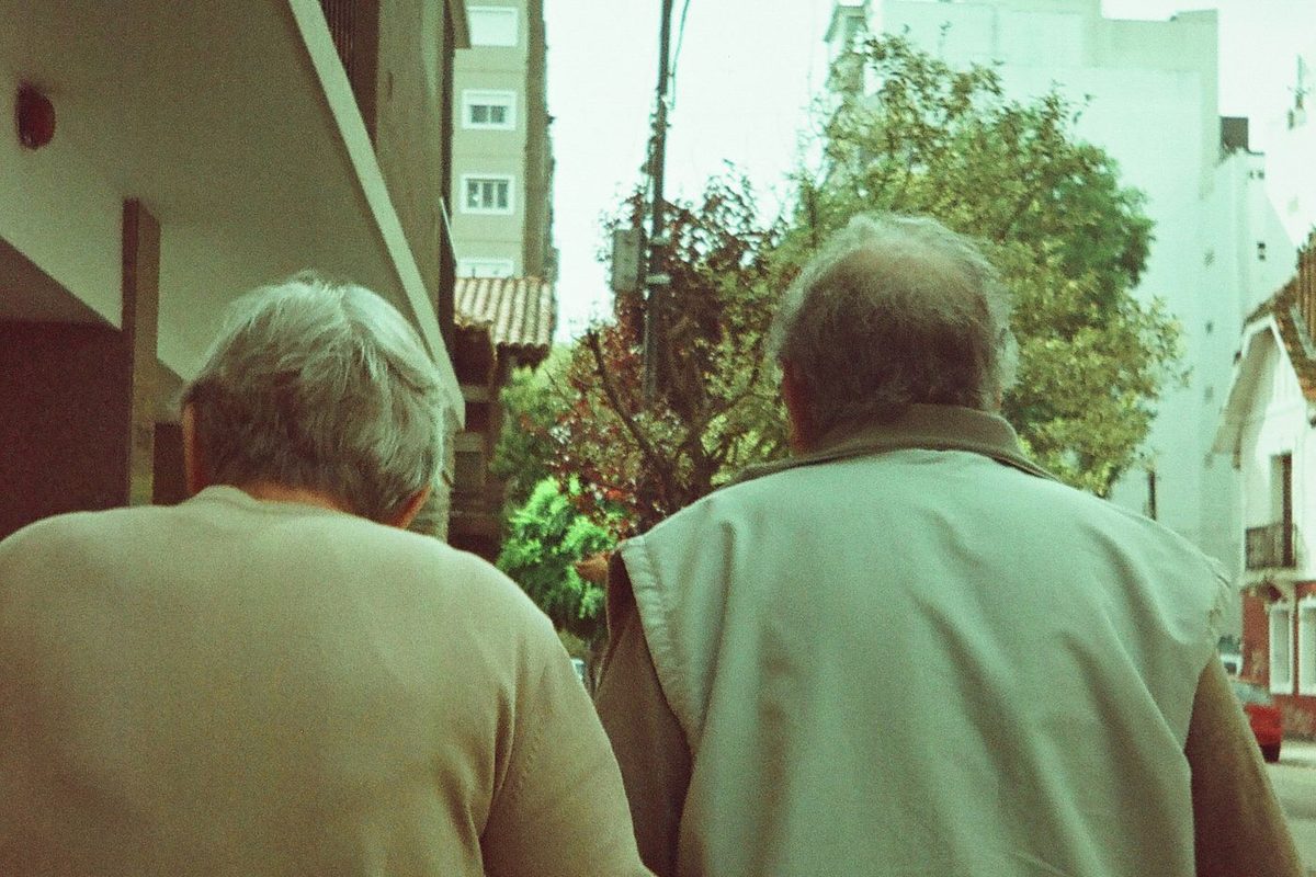 Fotografie ilustrativă pentru ghidul de îngrijire; nu reprezintă Centrul Iris